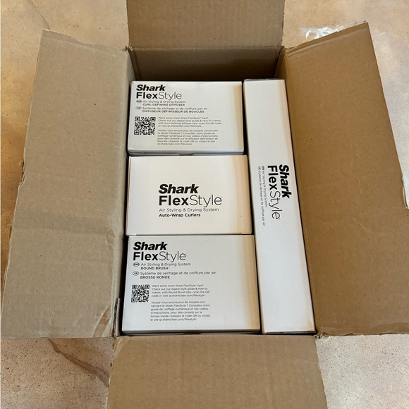 SOLD Shark FlexStyle Air Styling & Hair Drying System Bundle HD400W7 - Brand New - Picture 2 of 5